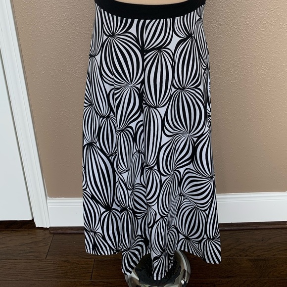 JOYOUS & FREE Black & White Halter Dress MED - Picture 5 of 6